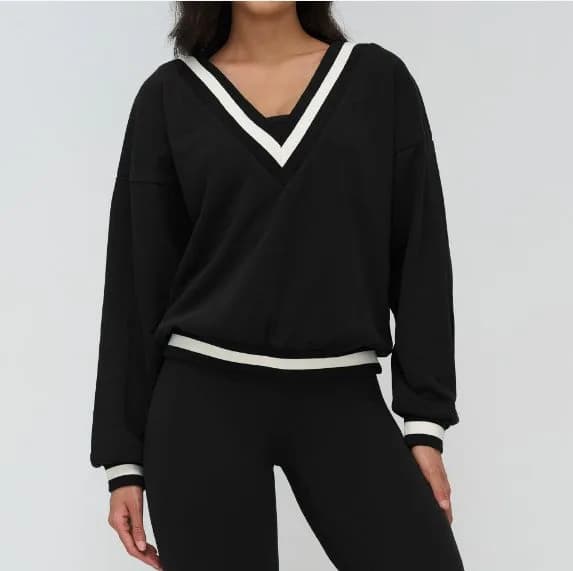 Hoodie EWY9307 — product image 1