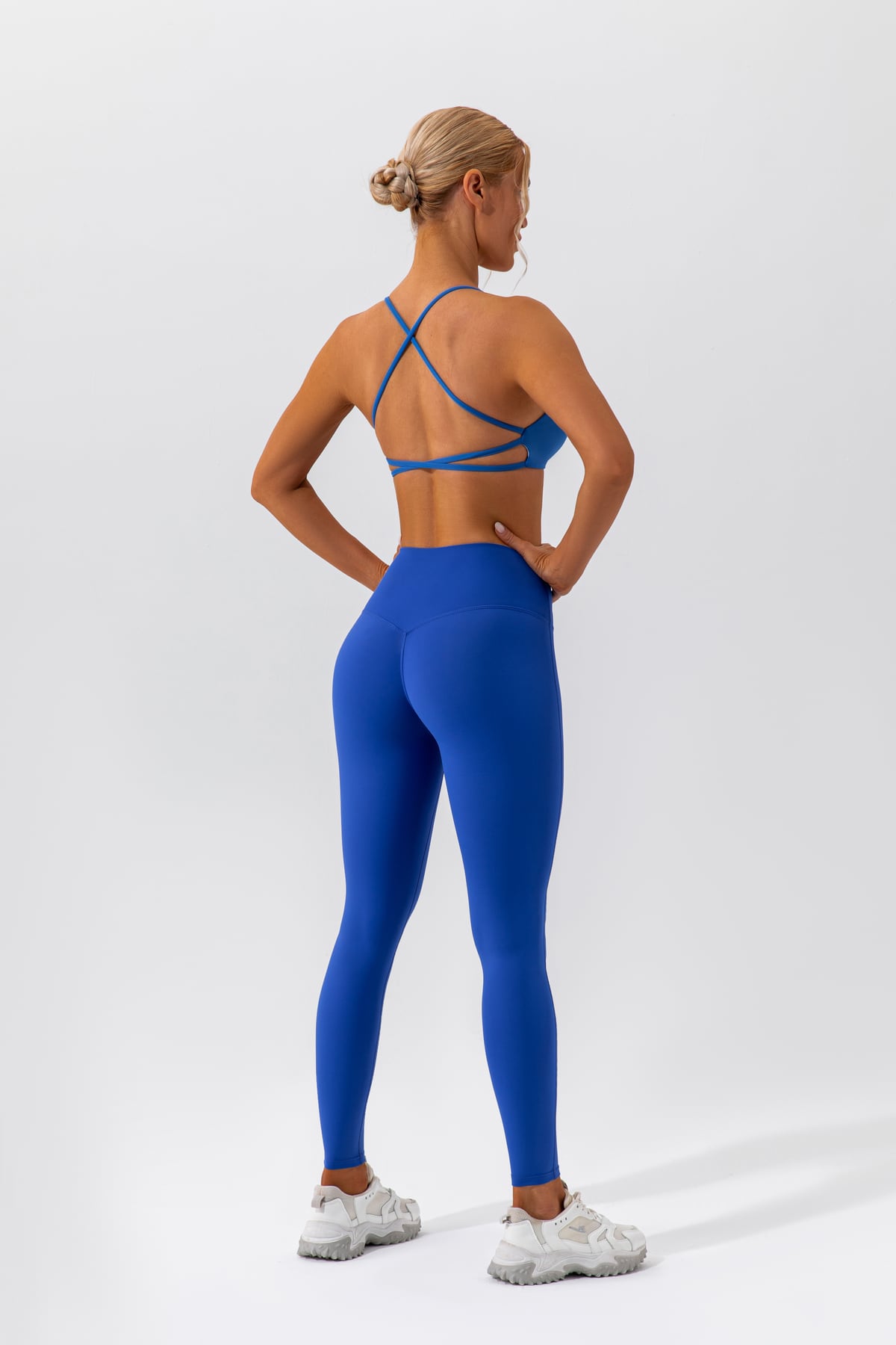 Cross-Back Naked-Feel Yoga Sports Bra 5